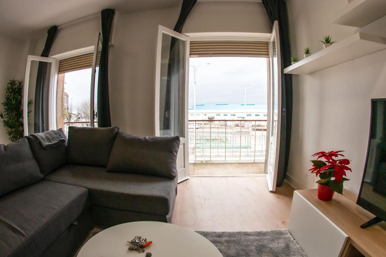 Moderno-Dinamico Apartment วิโก ภายนอก รูปภาพ